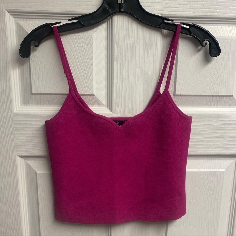 NWOT Express Pink Body Contour Knit Crop Top Size Medium